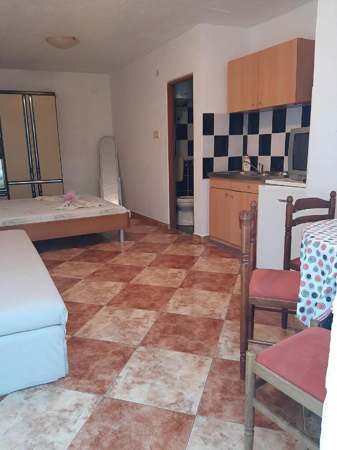 Apartament App Borna Crikvenica Zewnętrze zdjęcie